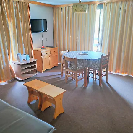 Palafour Apartment *